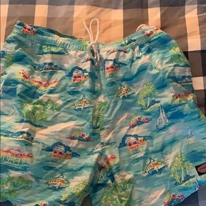 Vineyard vines swim trunks